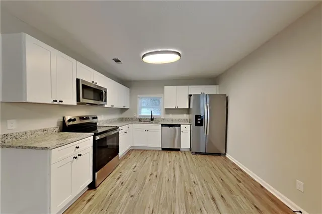 $1,850 | 3919 Valley Brook Road, Snellville, GA 30039