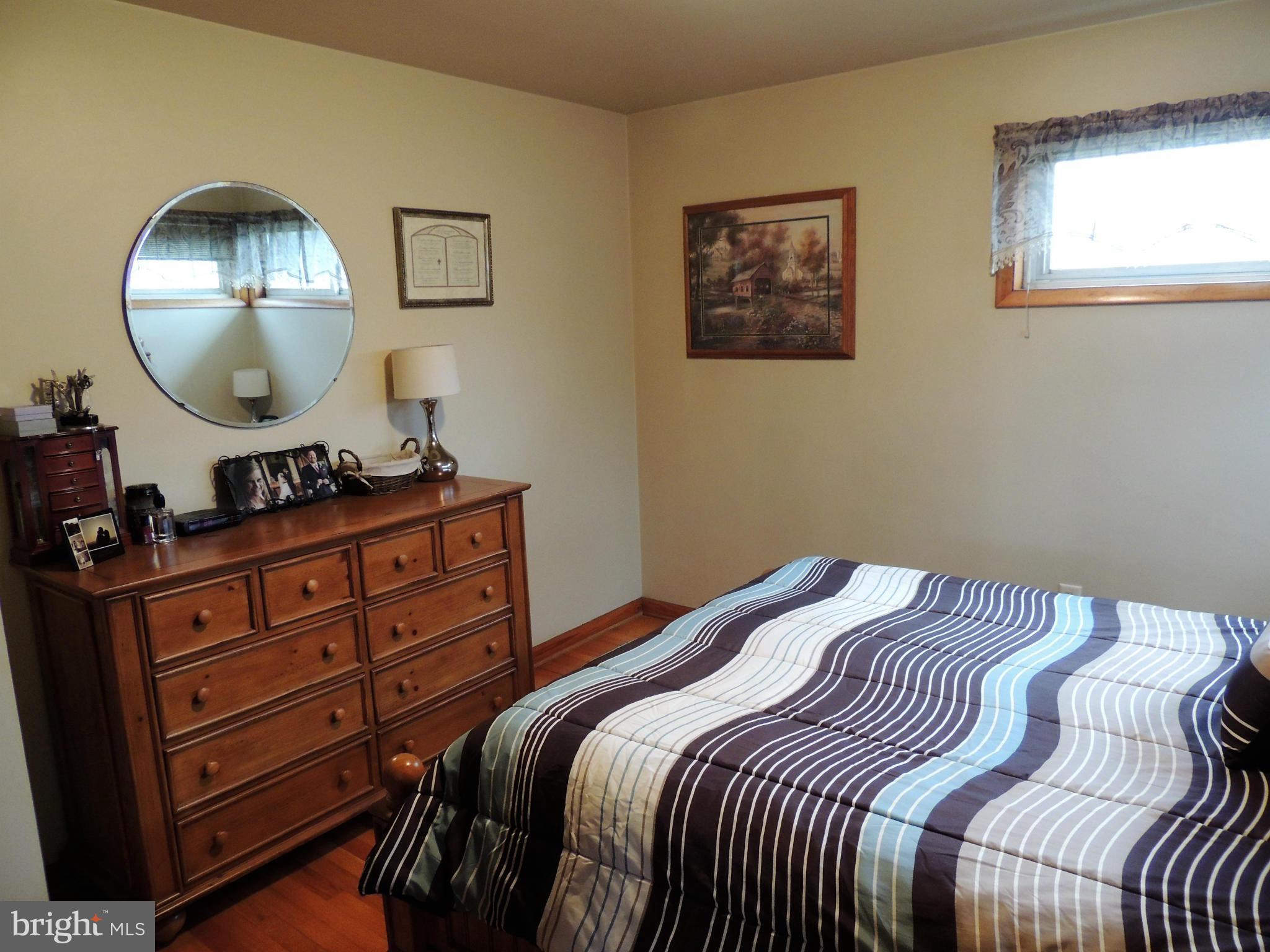 27 Middle Spring Road Shippensburg, PA 17257 - Photo 15 of 19 Bedroom (Master)