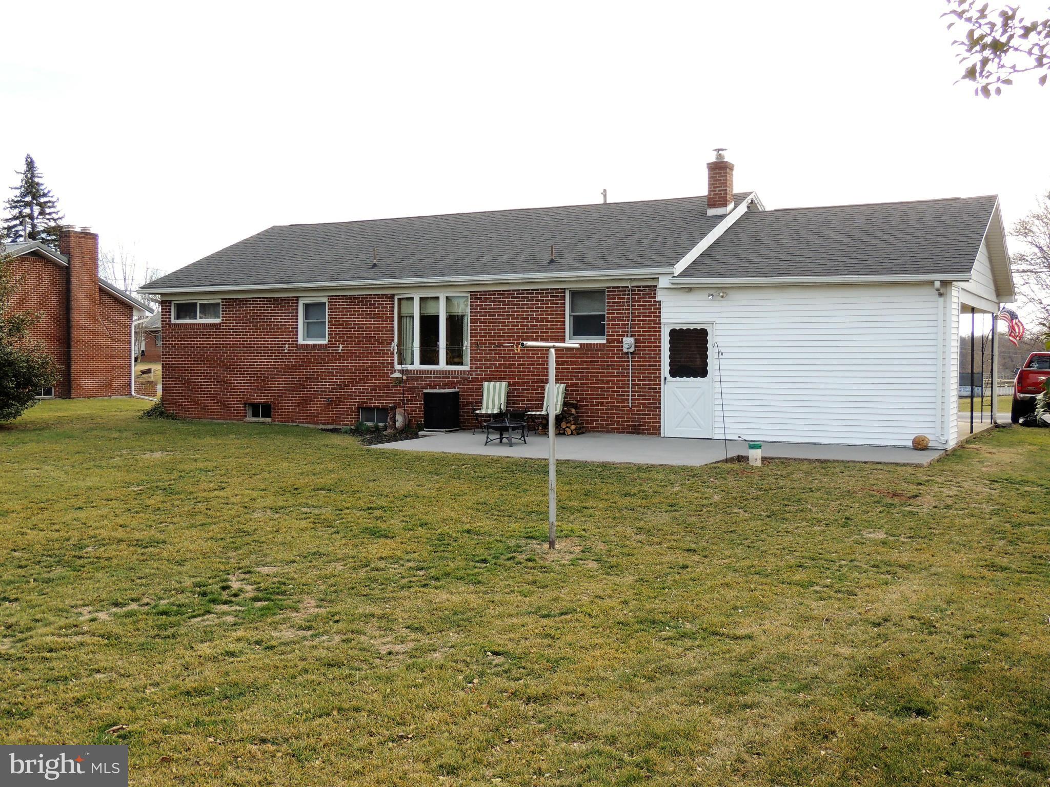 27 Middle Spring Road Shippensburg, PA 17257 - Photo 3 of 19 Exterior (Rear)
