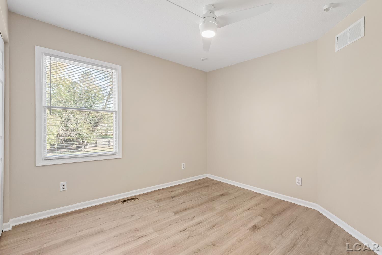 3126 Cobblestone Ridge Tecumseh, MI 49286 - Photo 20 of 57 50192145-7a8f9bdf-9c40-4e45-9659-5f8ad4affb1f.JPG