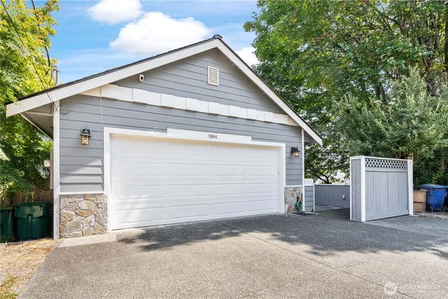 $1,339,995 | 9844 Arrowsmith Avenue South, Seattle, WA 98118