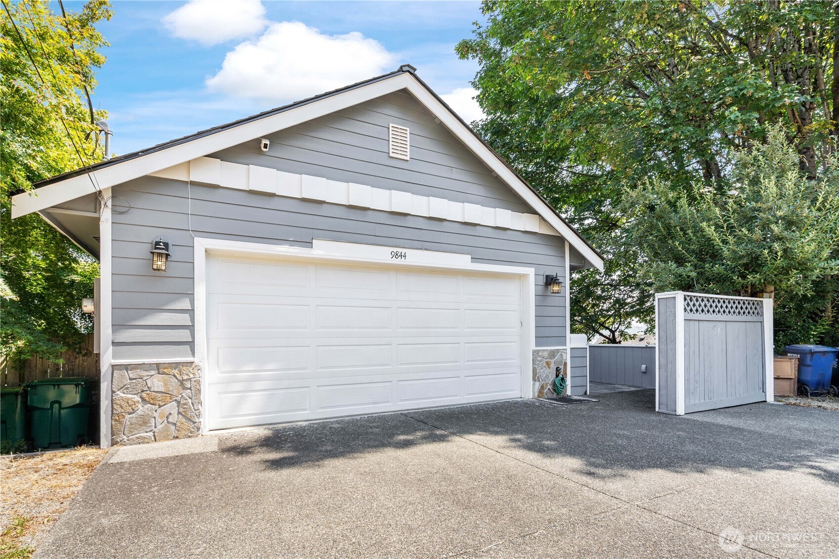 9844 Arrowsmith Avenue South Seattle, WA 98118 - Photo 38 of 38