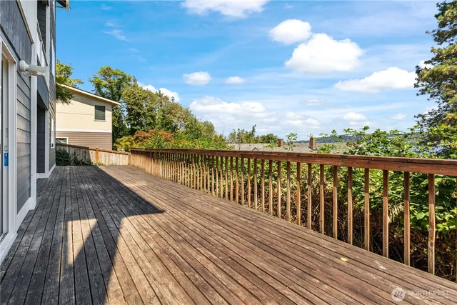 $1,339,995 | 9844 Arrowsmith Avenue South, Seattle, WA 98118