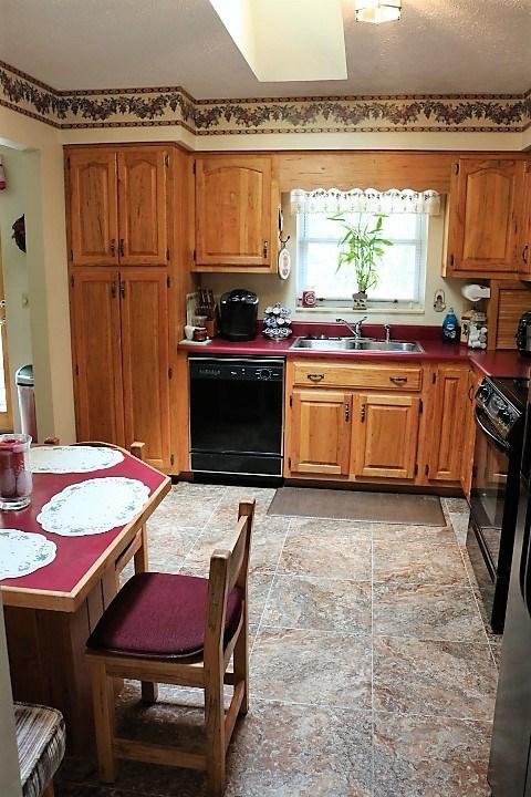 144 Webb Road Livingston, TN 38570 - Photo 6 of 23 Kitchen