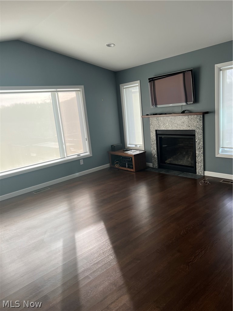 1747 Pleasant Valley Road Northeast New Philadelphia, OH 44663 - Photo 11 of 27