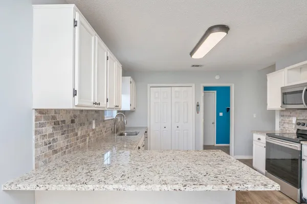 $1,950 | 121 Nicole Lane, Crestview, FL 32539