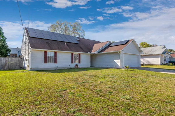 $1,950 | 121 Nicole Lane, Crestview, FL 32539