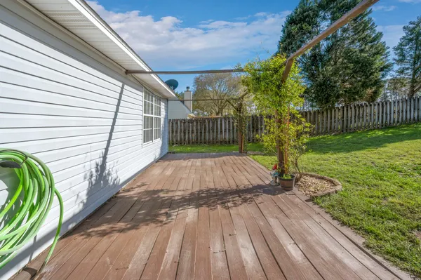 $1,950 | 121 Nicole Lane, Crestview, FL 32539