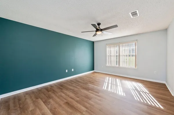 $1,950 | 121 Nicole Lane, Crestview, FL 32539