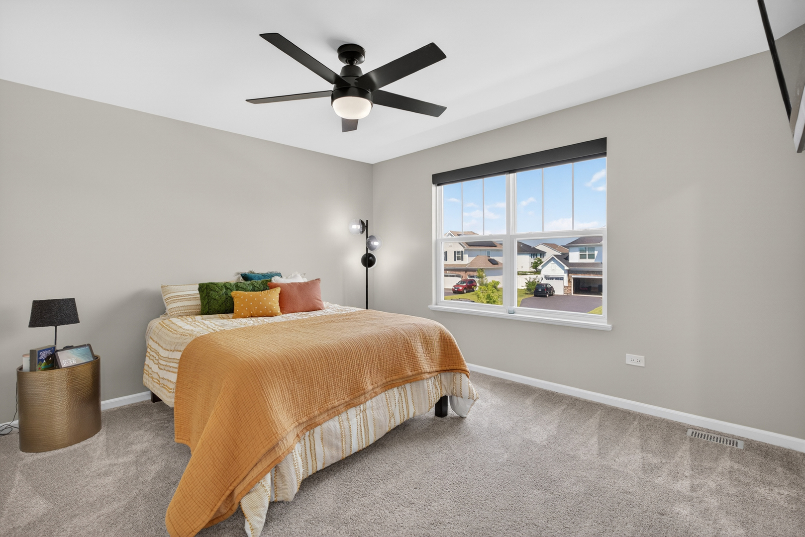 16230 Lake View Road Plainfield, IL 60586 - Photo 41 of 62 a bed room with a bed and a window