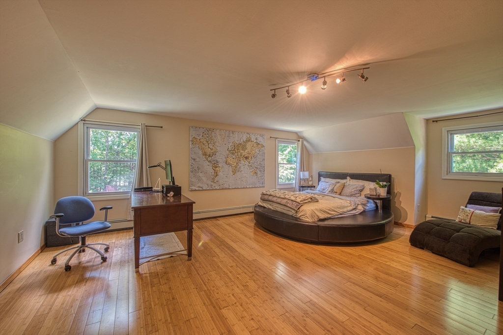 331 Mountain Street Sharon, MA 02067 - Photo 15 of 33