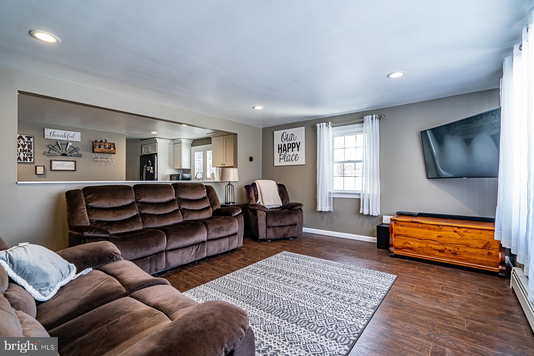1833 Rickerts Road Perkasie, PA 18944 - Photo 8 of 32