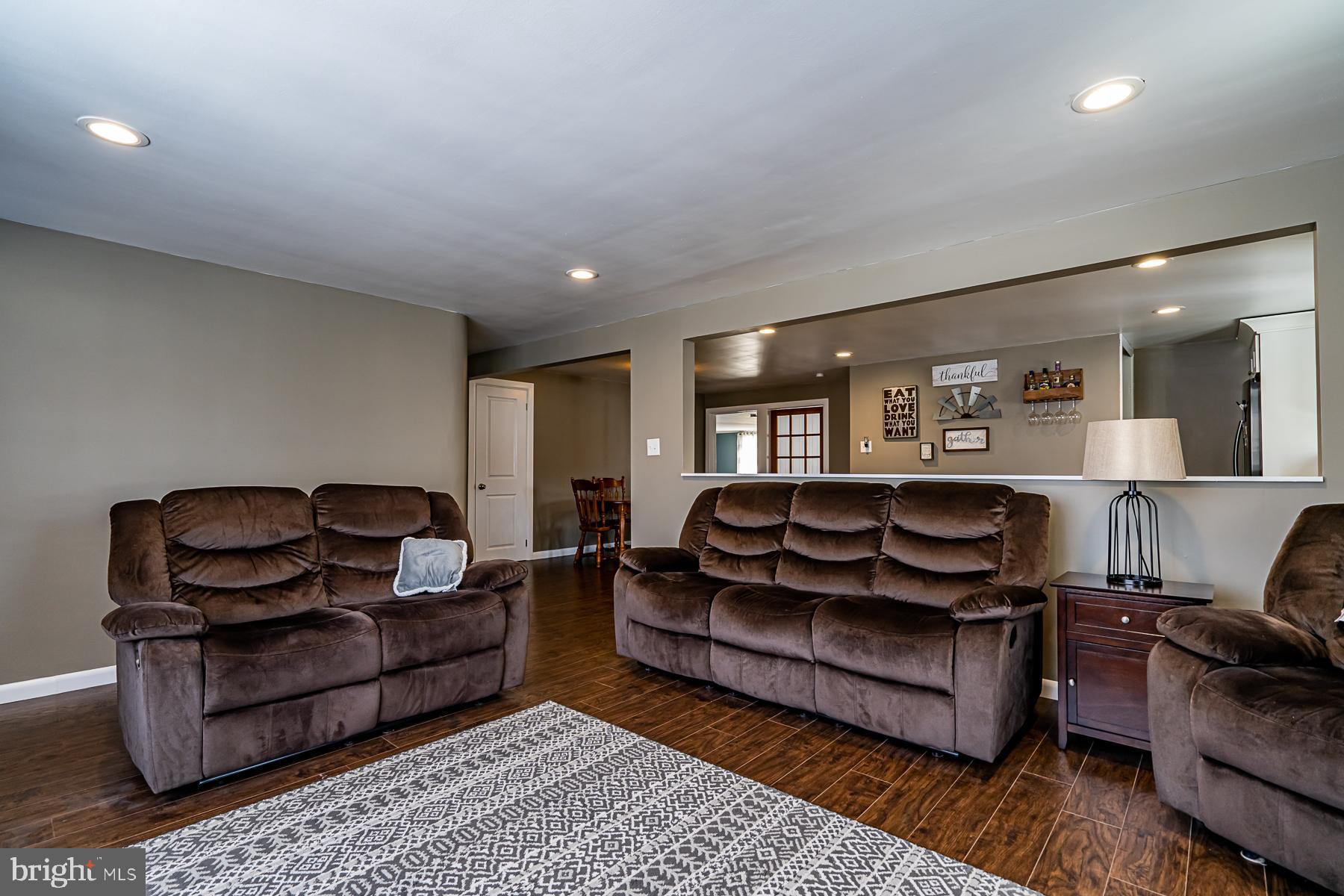 1833 Rickerts Road Perkasie, PA 18944 - Photo 9 of 32