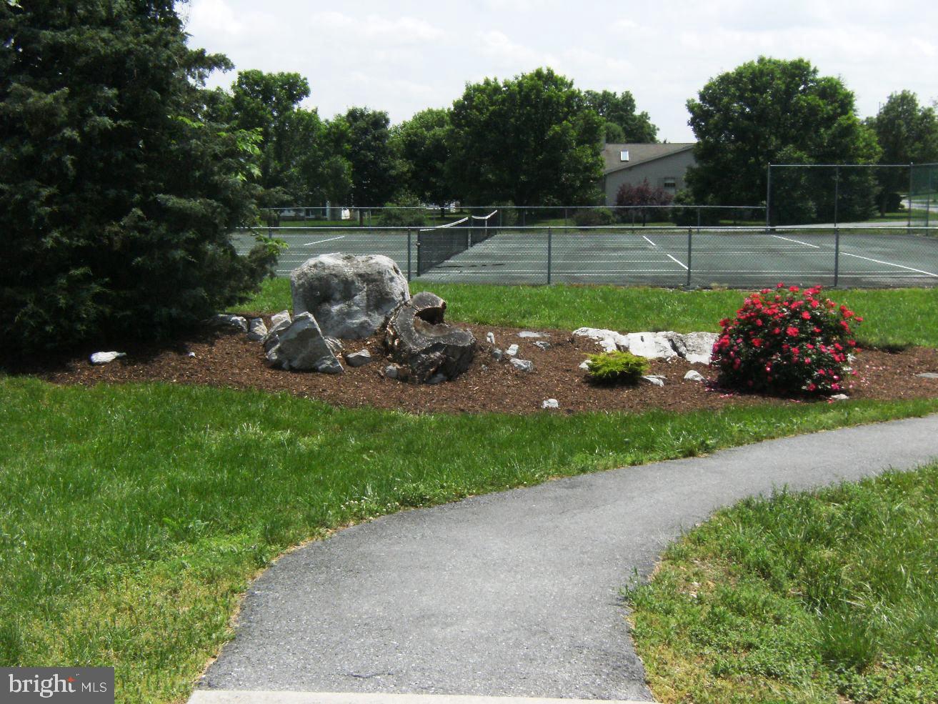 60 Chennault Trail Falling Waters, WV 25419 - Photo 15 of 17