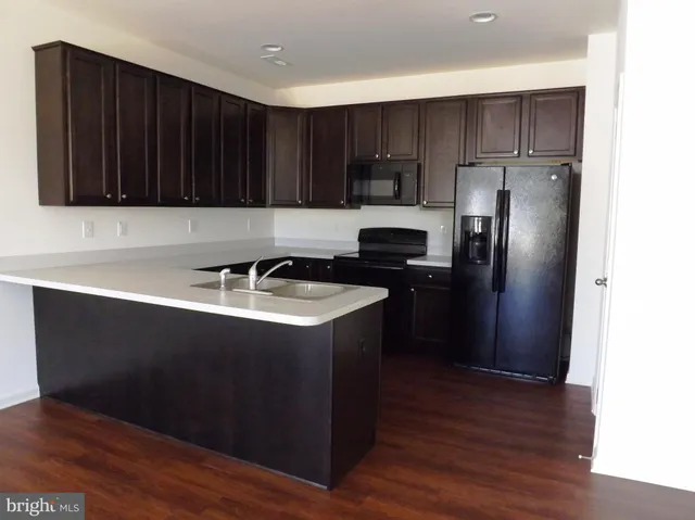 $1,850 | 60 Chennault Trail, Falling Waters, WV 25419