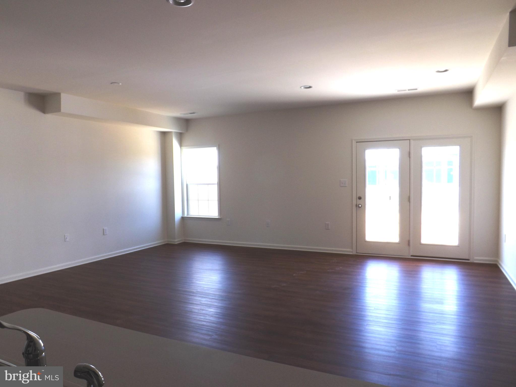 60 Chennault Trail Falling Waters, WV 25419 - Photo 4 of 17