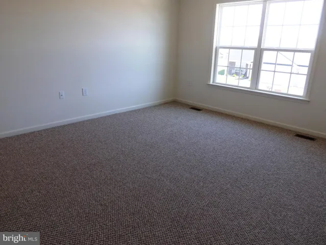 $1,850 | 60 Chennault Trail, Falling Waters, WV 25419