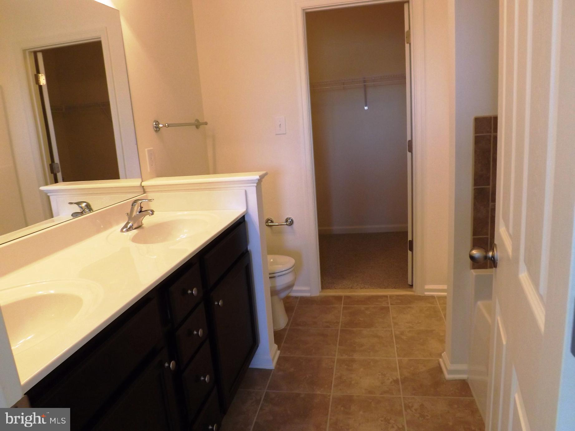 60 Chennault Trail Falling Waters, WV 25419 - Photo 8 of 17