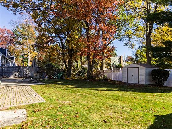 15 Charme Road Billerica, MA 01821 - Photo 13 of 16