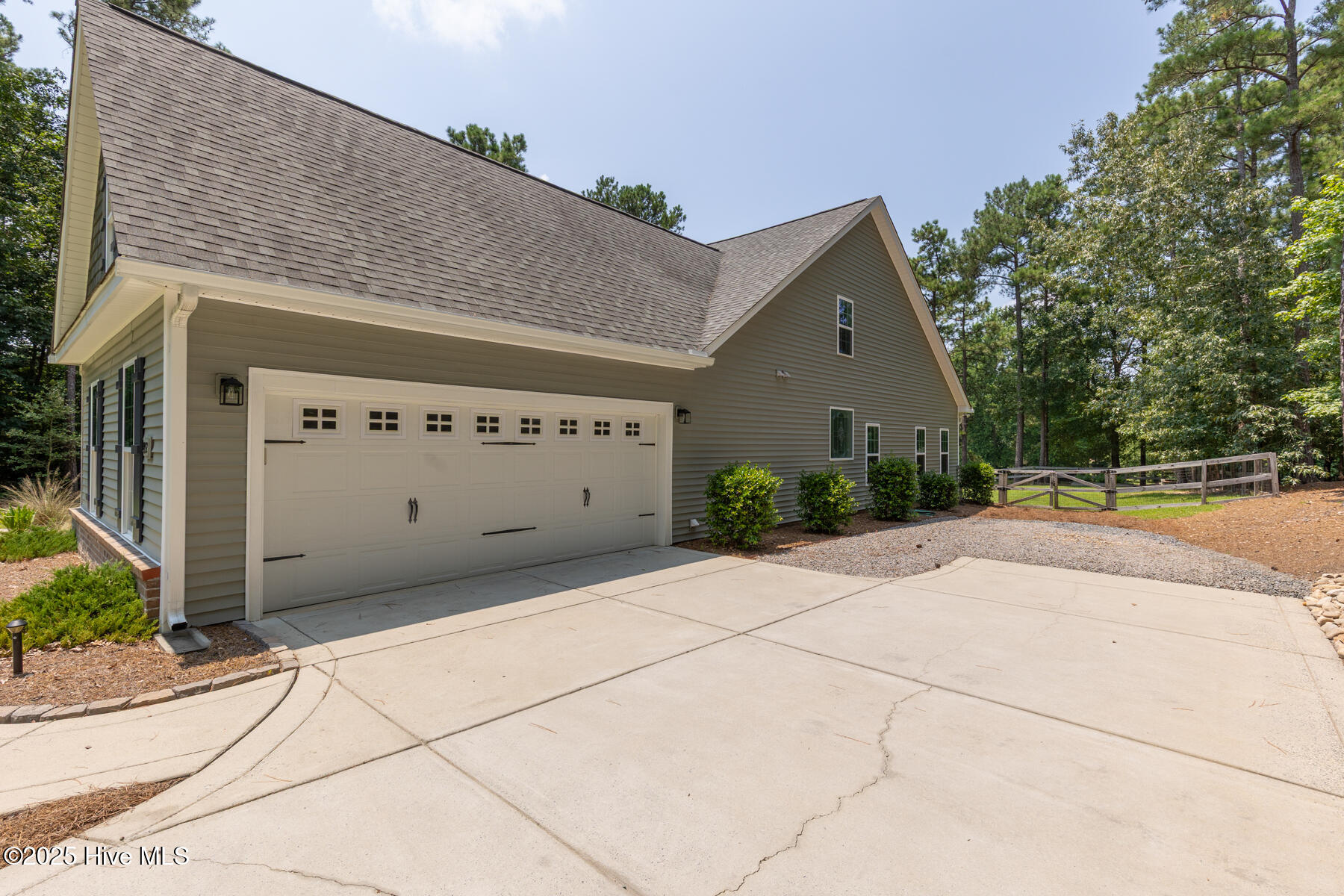 3952 Niagara Carthage Road Whispering Pines, NC 28327 - Photo 38 of 43 garagre-side1