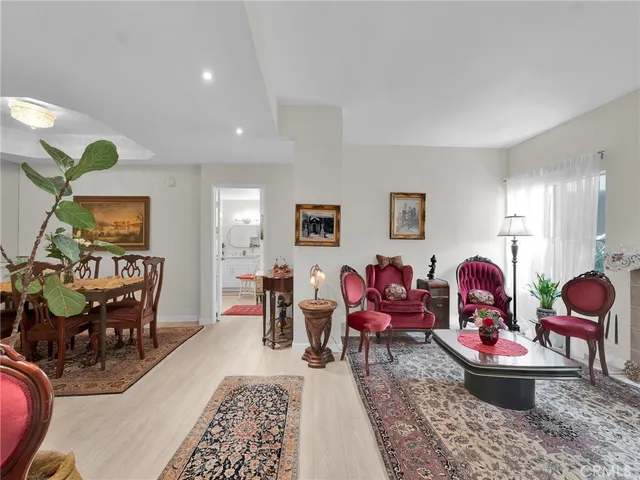 $650,000 | 5420 Sylmar Avenue, Unit 113, Sherman Oaks, CA 91401