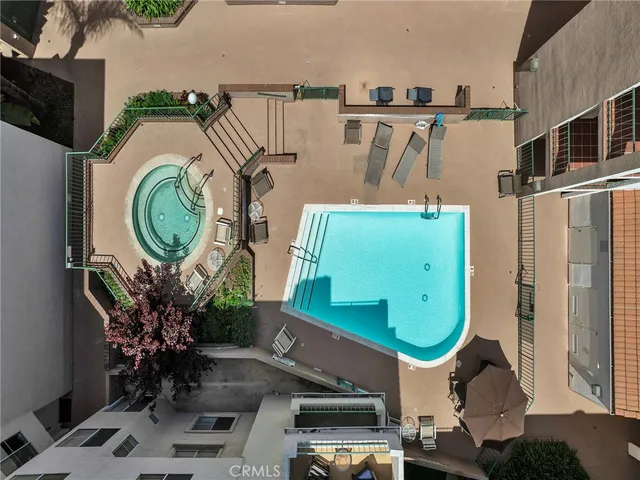 $650,000 | 5420 Sylmar Avenue, Unit 113, Sherman Oaks, CA 91401