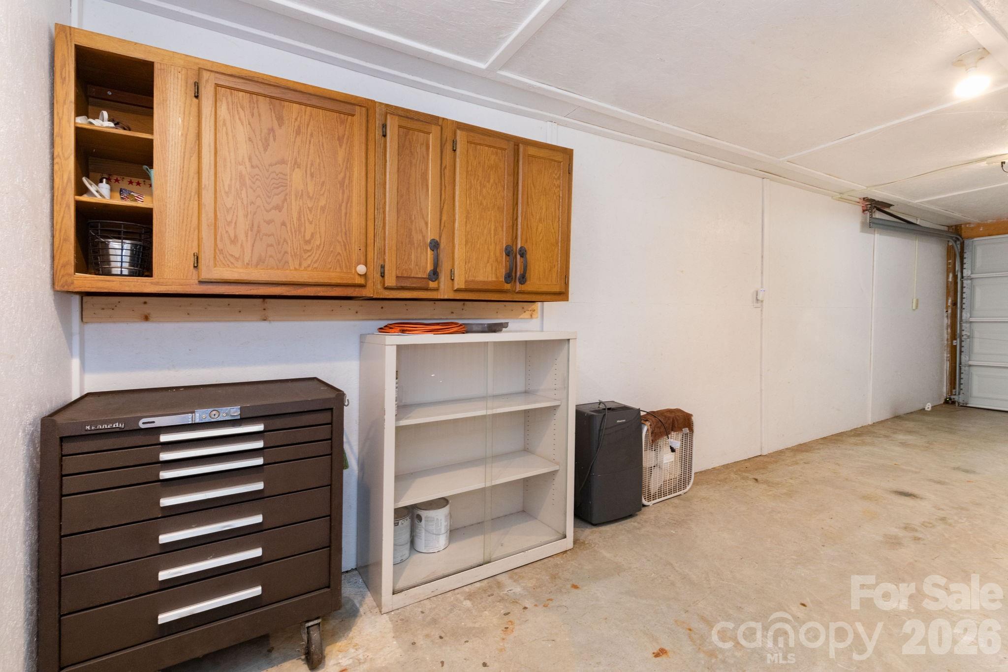 20 Ox Crk Road Weaverville, NC 28787 - Photo 10 of 22 a view of room with walk in closet