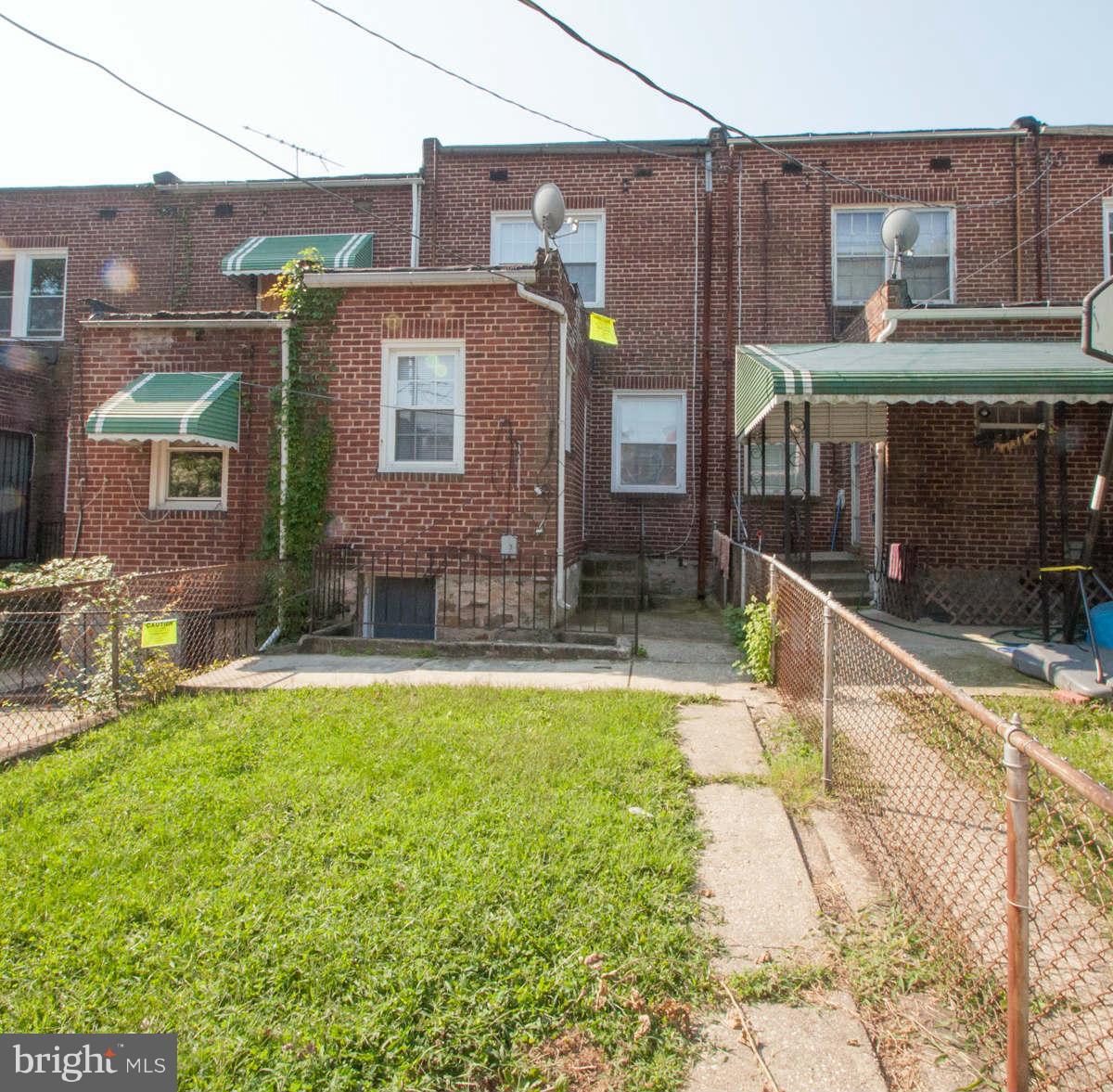 512 East Cold Spring Lane Baltimore, MD 21212 - Photo 2 of 14 Exterior (Rear)