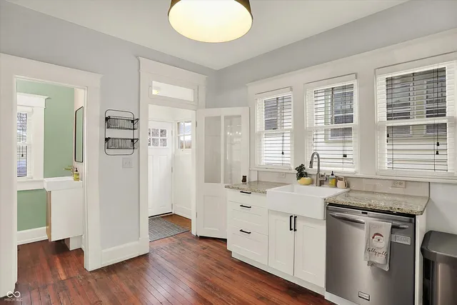 $309,900 | 4330 Carrollton Avenue, Indianapolis, IN 46205