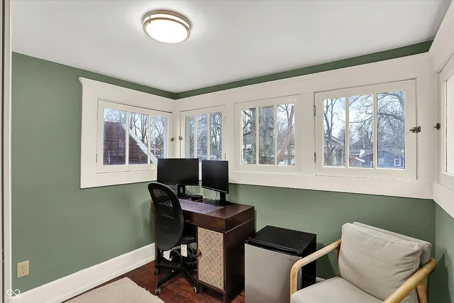 $309,900 | 4330 Carrollton Avenue, Indianapolis, IN 46205