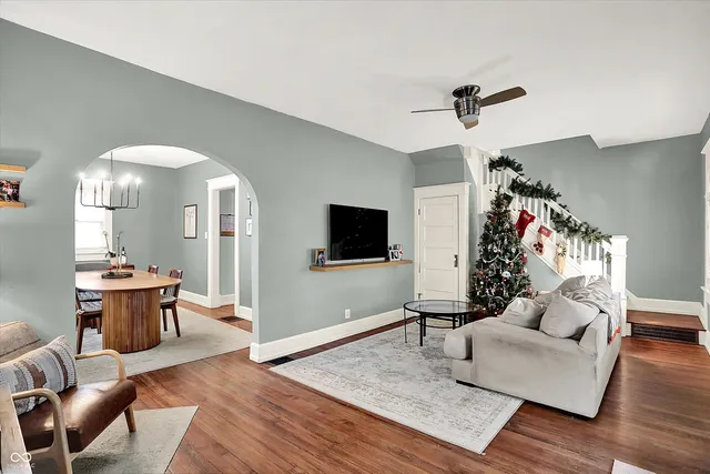 $309,900 | 4330 Carrollton Avenue, Indianapolis, IN 46205