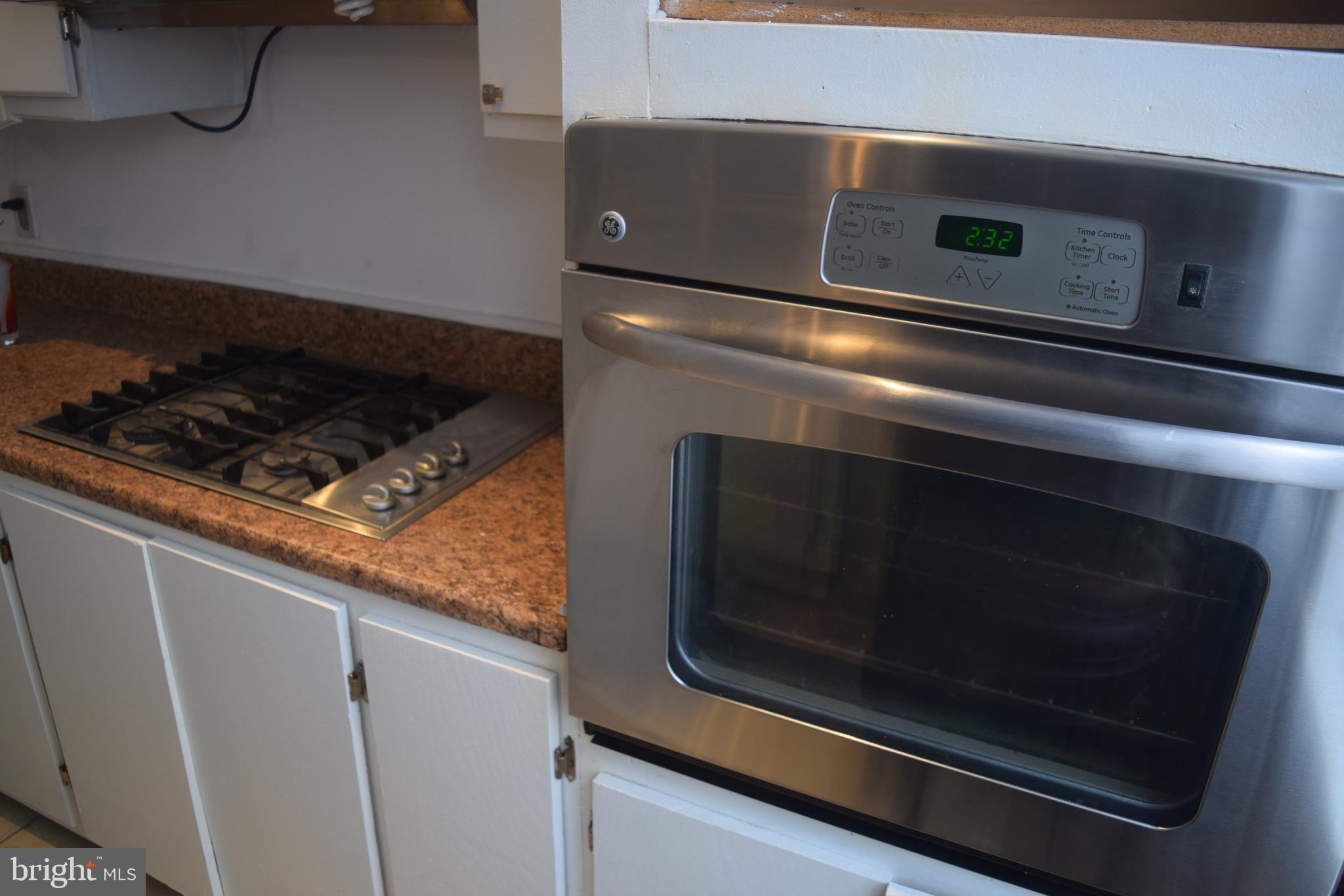 3709 Barrington Road Baltimore, MD 21215 - Photo 13 of 29