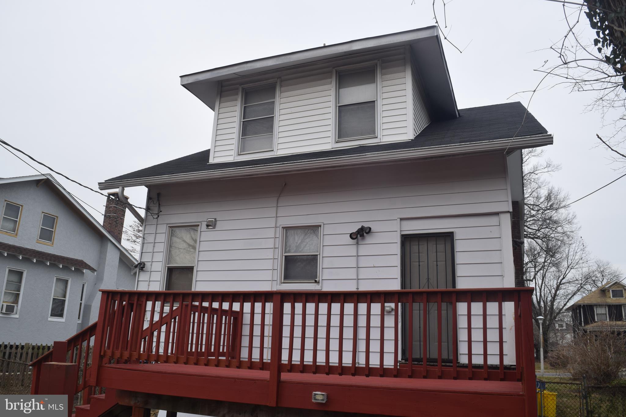 3709 Barrington Road Baltimore, MD 21215 - Photo 7 of 29
