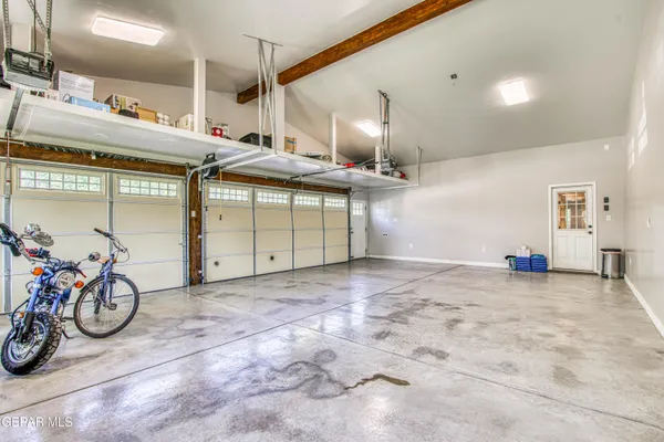 $1,167,000 | 716 Meadowlark Drive, El Paso, TX 79922