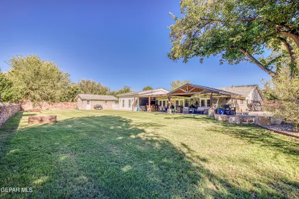 $1,167,000 | 716 Meadowlark Drive, El Paso, TX 79922