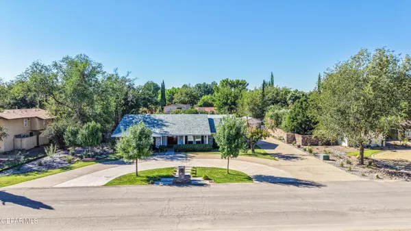 $1,167,000 | 716 Meadowlark Drive, El Paso, TX 79922