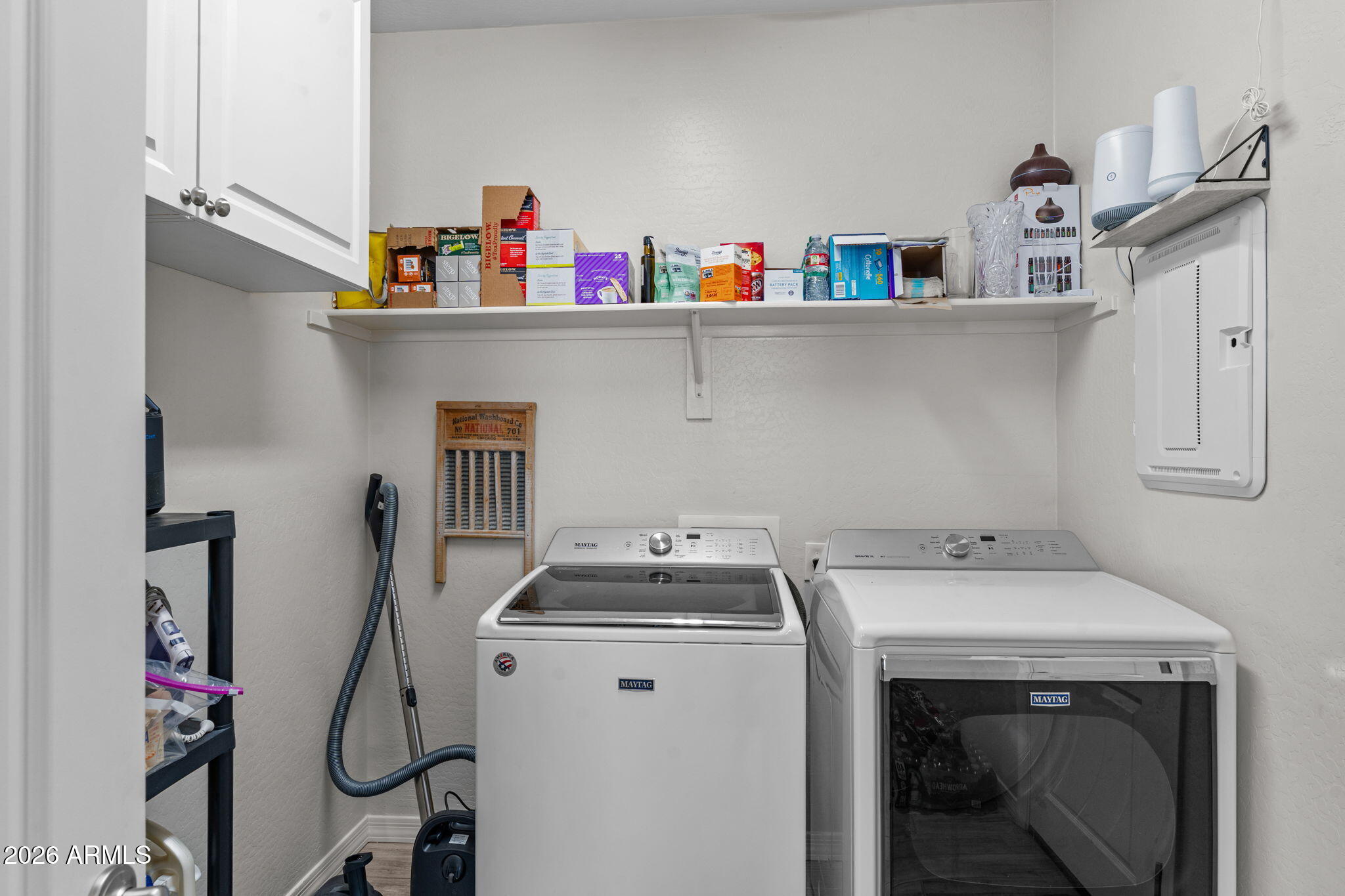 4320 Buffalo Ridge Wickenburg, AZ 85390 - Photo 28 of 57 a utility room with dryer and washer