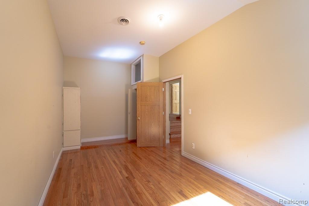 25710 Power Road Farmington Hills, MI 48336 - Photo 49 of 87