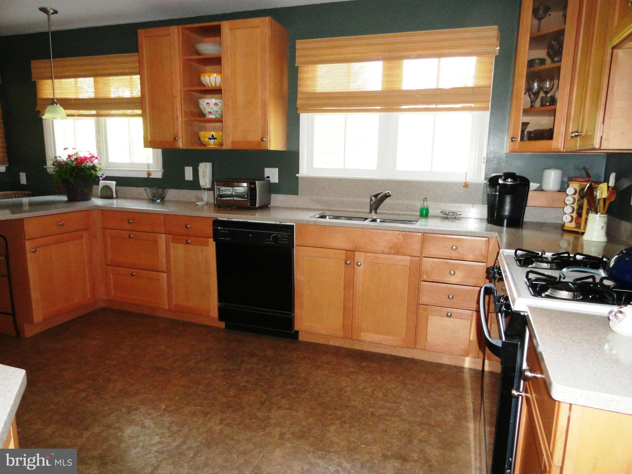 3414 Birch Hollow Road Baltimore, MD 21208 - Photo 8 of 30 Kitchen 2