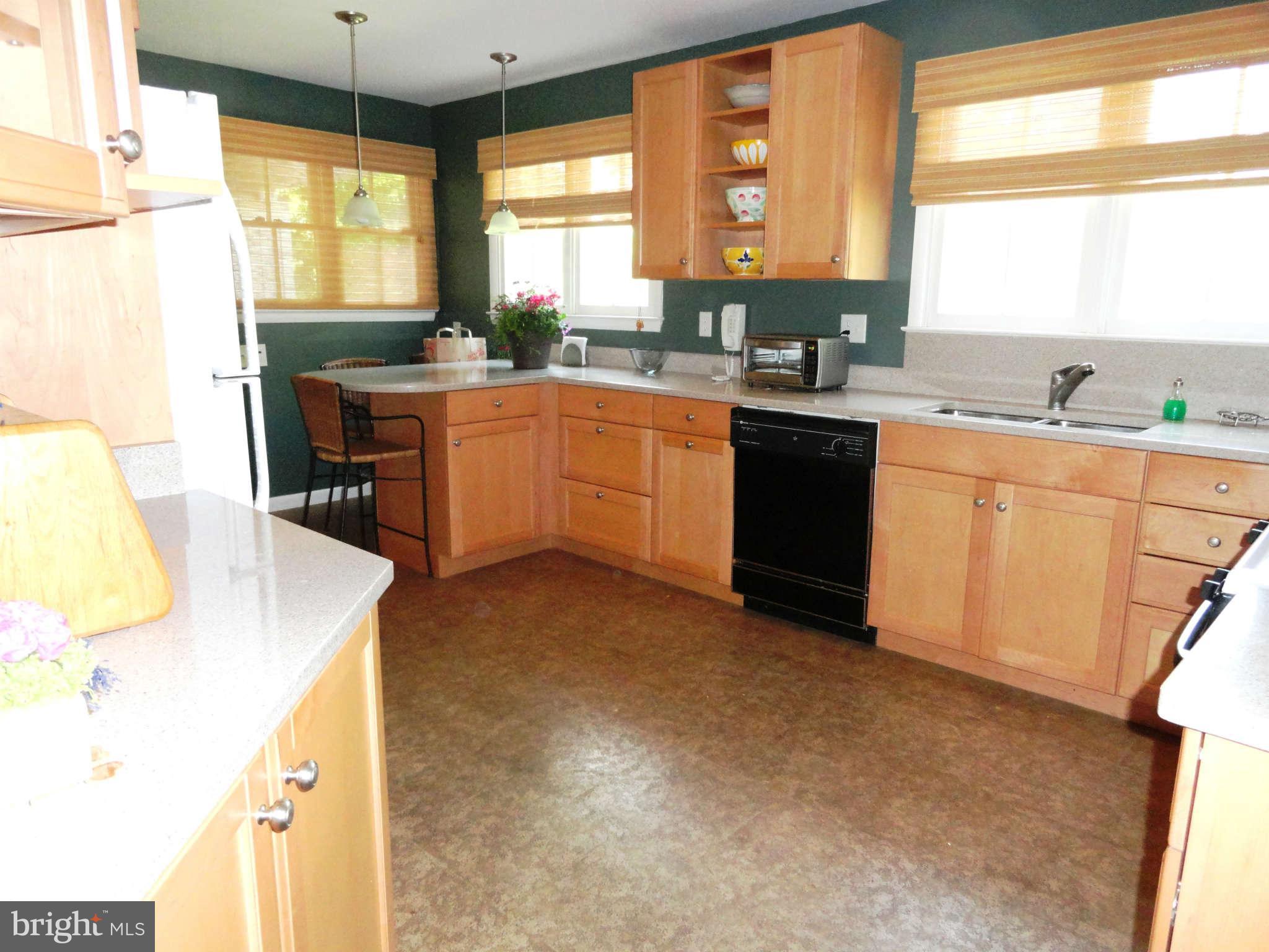 3414 Birch Hollow Road Baltimore, MD 21208 - Photo 9 of 30 Kitchen 3