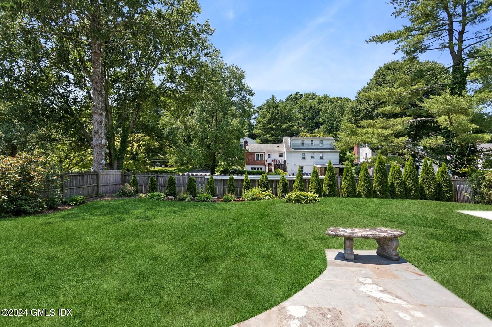 12 Wescott Street Riverside, CT 06878 - Photo 12 of 12 a view of a garden with houses