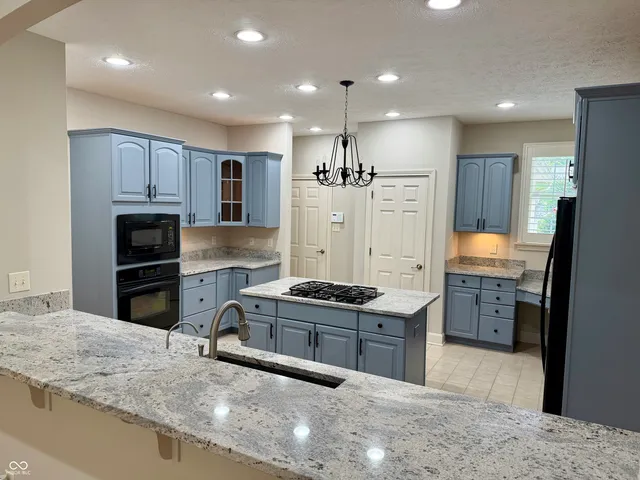 $825,000 | 4651 Winterstill, Zionsville, IN 46077