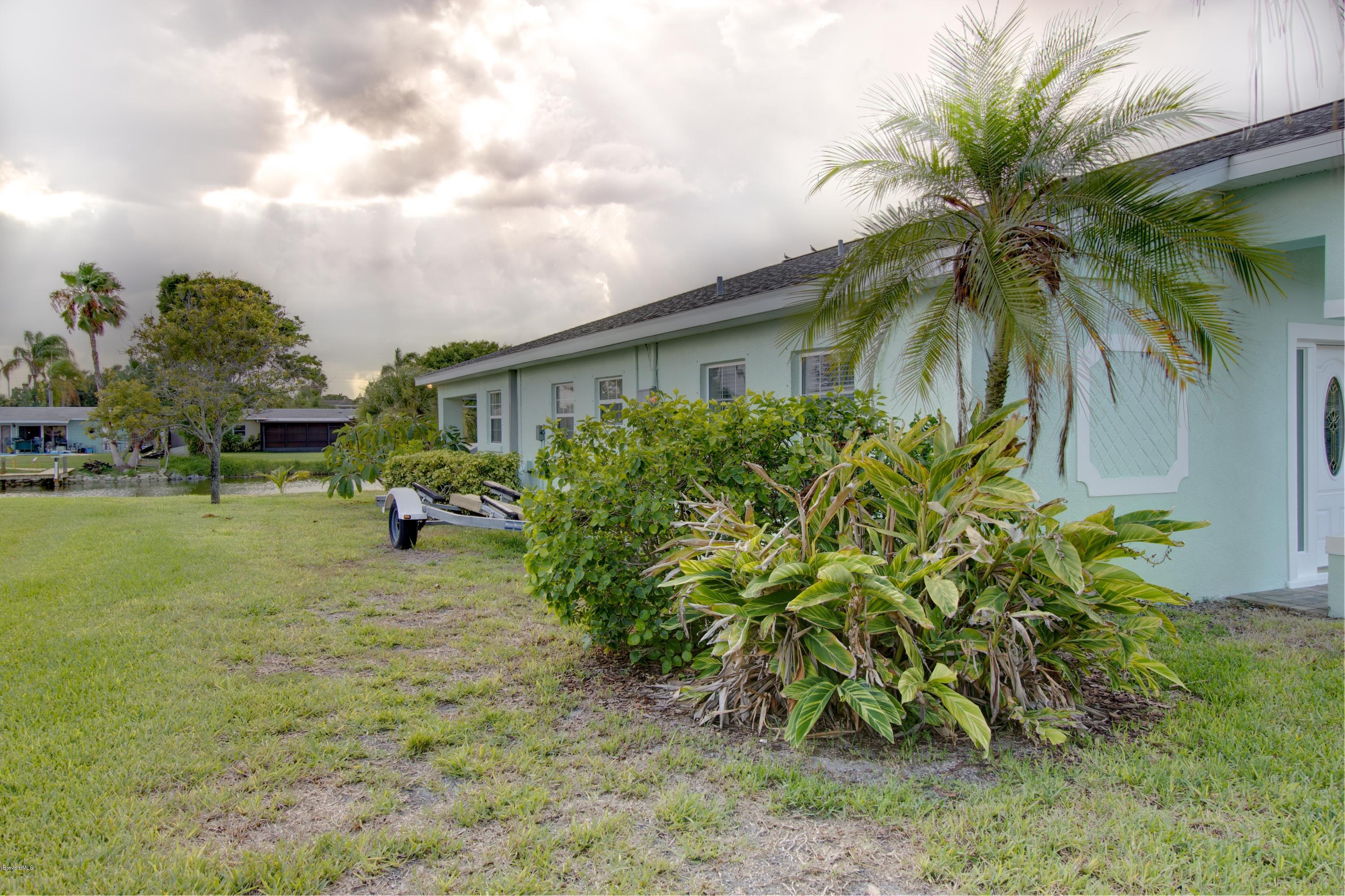 114 Aucila Road Cocoa Beach, FL 32931 - Photo 24 of 34 HUGE YARD!