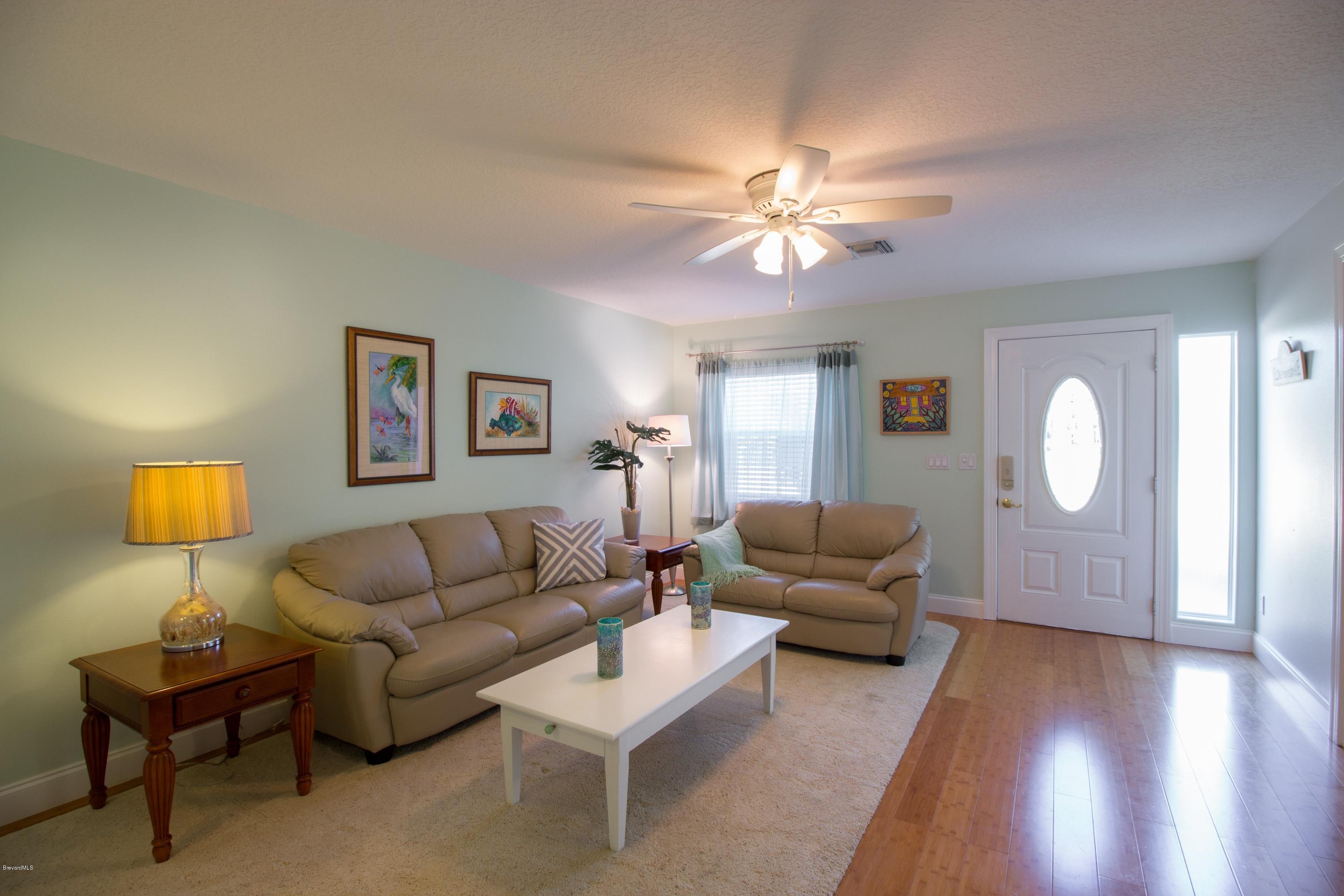 FORMAL LIVING ROOM