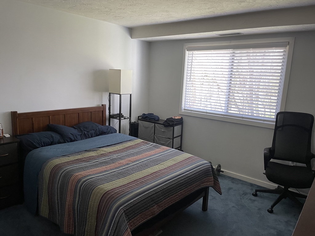 189 Littleton Road, Unit 14 Chelmsford, MA 01824 - Photo 11 of 12 Gallery Image 11