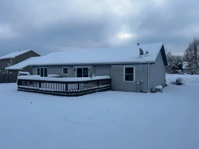 $369,000 | 5934 Regency Hills Drive, Mount Pleasant, WI 53406