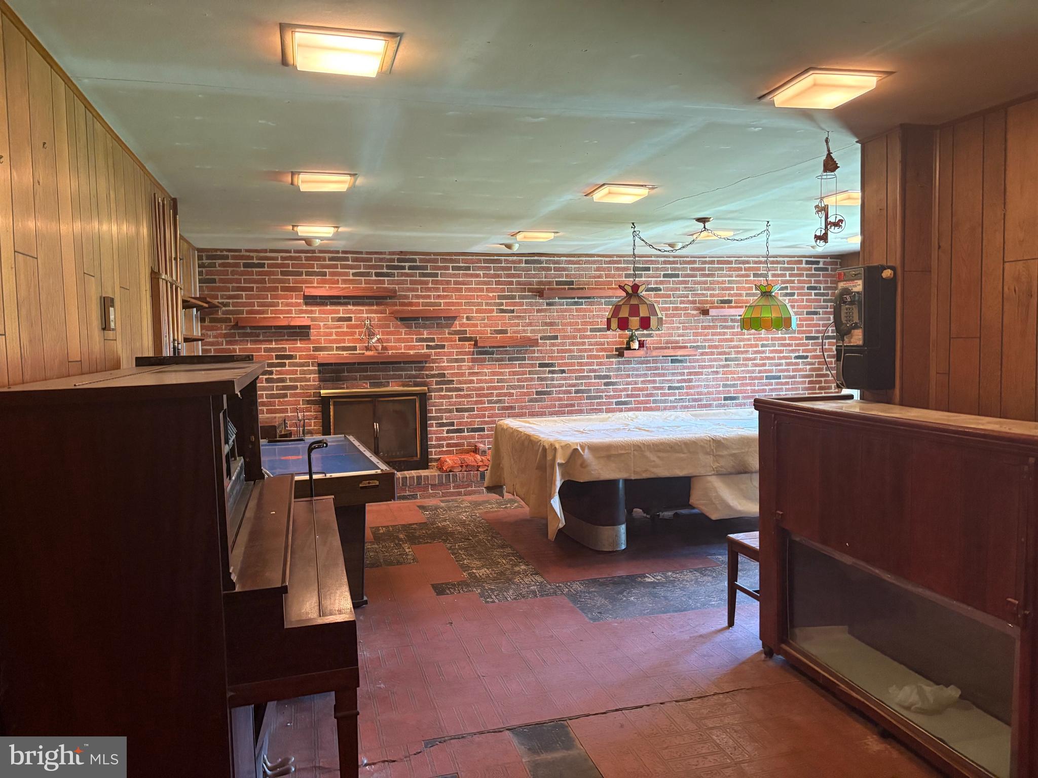 426 Norfolk Road Flourtown, PA 19031 - Photo 8 of 19