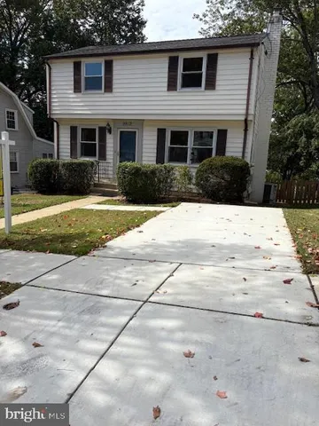 $3,800 | 9912 Dickens Avenue, Bethesda, MD 20814
