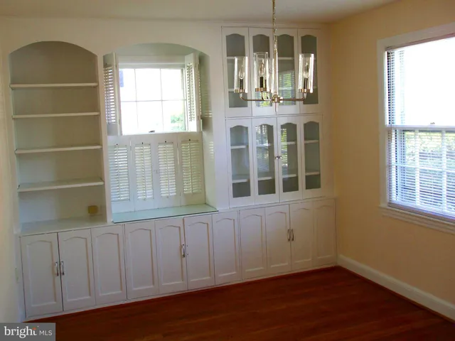 $3,800 | 9912 Dickens Avenue, Bethesda, MD 20814