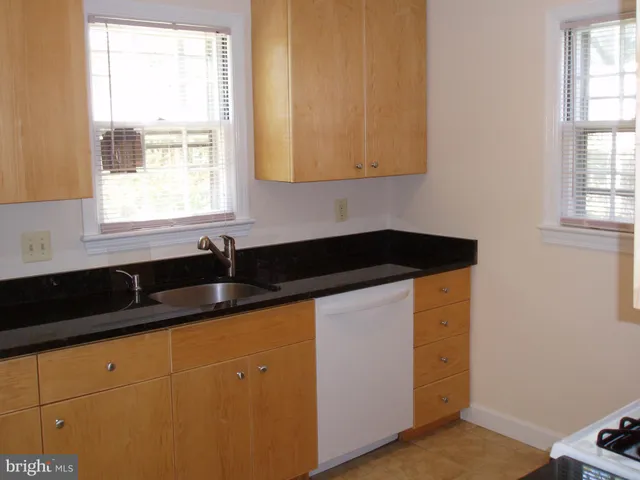 $3,800 | 9912 Dickens Avenue, Bethesda, MD 20814